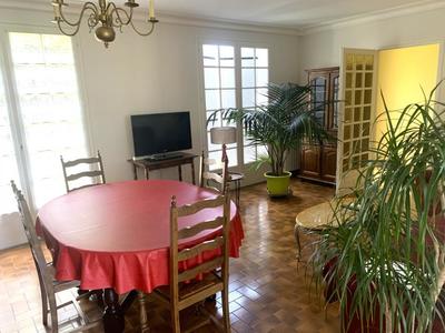 Maison - 97 m² - 5 pièces