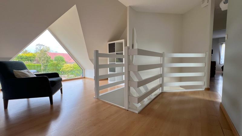 Maison - 181 m² - 6 pièces