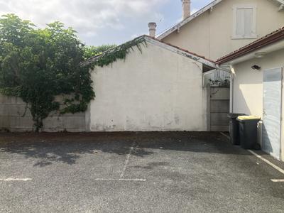 Local commercial - 46 m² - 3 pièces