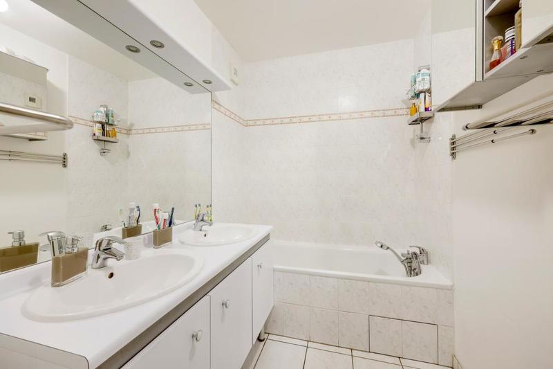 Appartement - 80 m² - 4 pièces