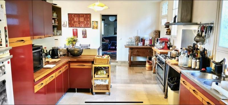 Maison - 237 m² - 9 pièces