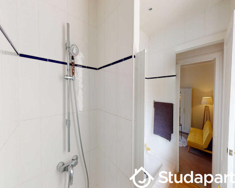 Chambre - 190 m² - 1 pièce