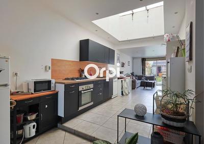 Maison - 100 m² - 4 pièces