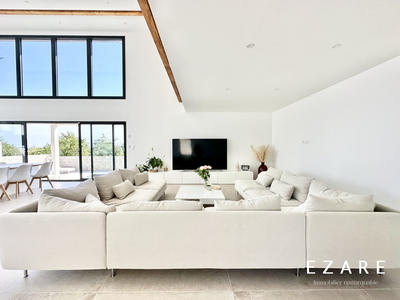 Maison - 170 m² - 6 pièces