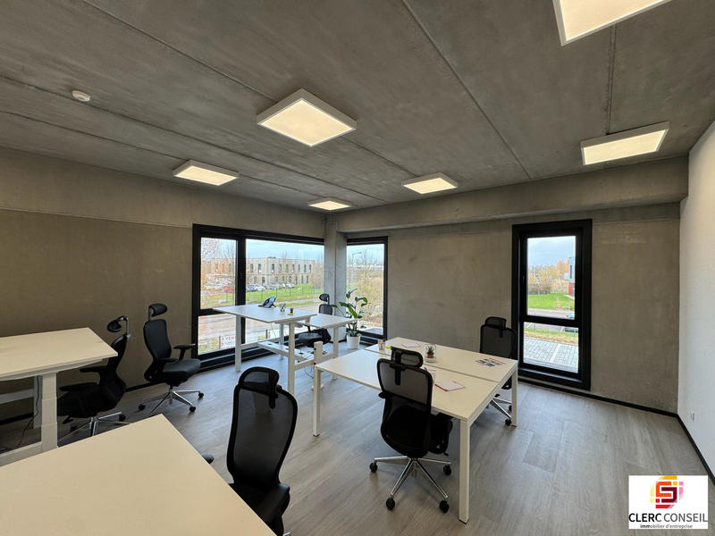 Bureau - 228 m²
