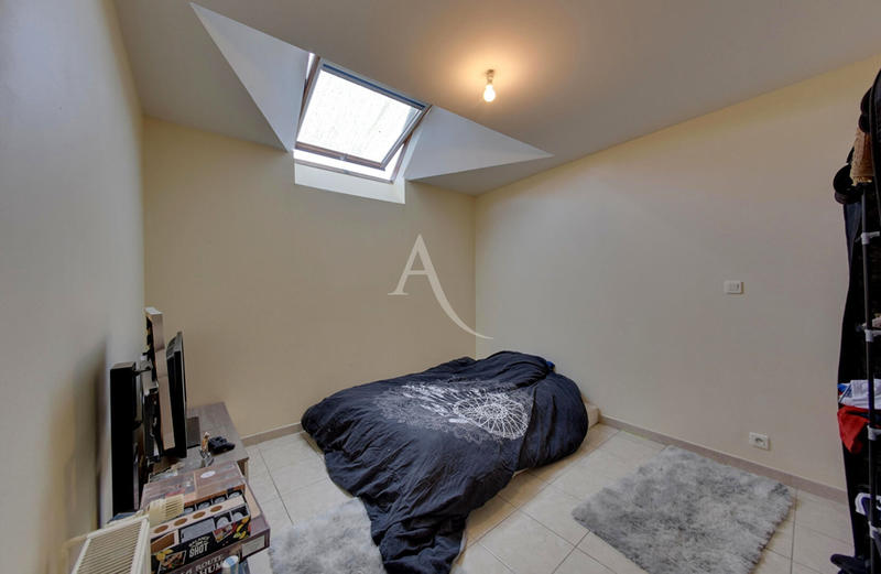 Immeuble - 10 pièces