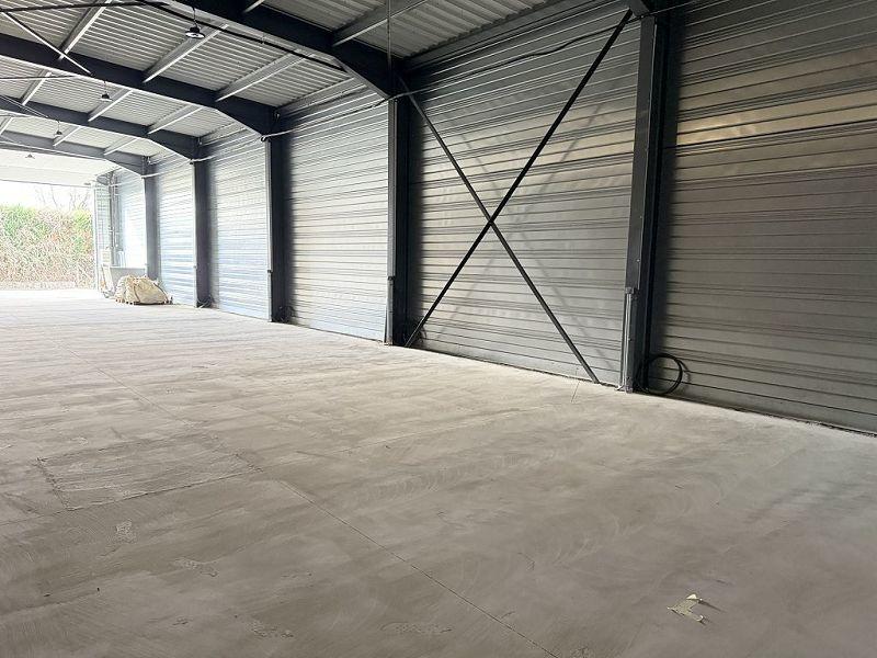 Bureau - 225 m² - 1 pièce