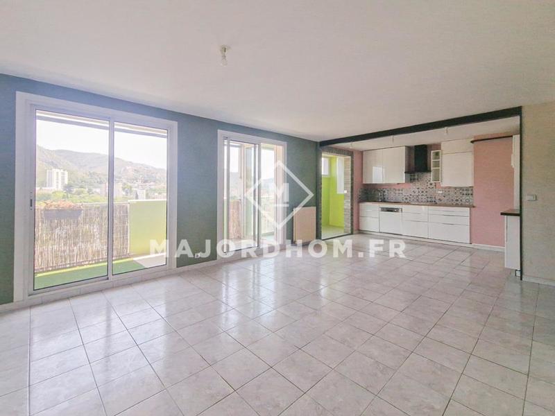 Appartement - 100 m² - 4 pièces