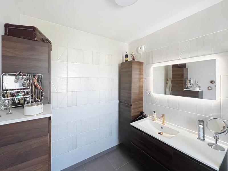 Appartement - 130 m² - 5 pièces