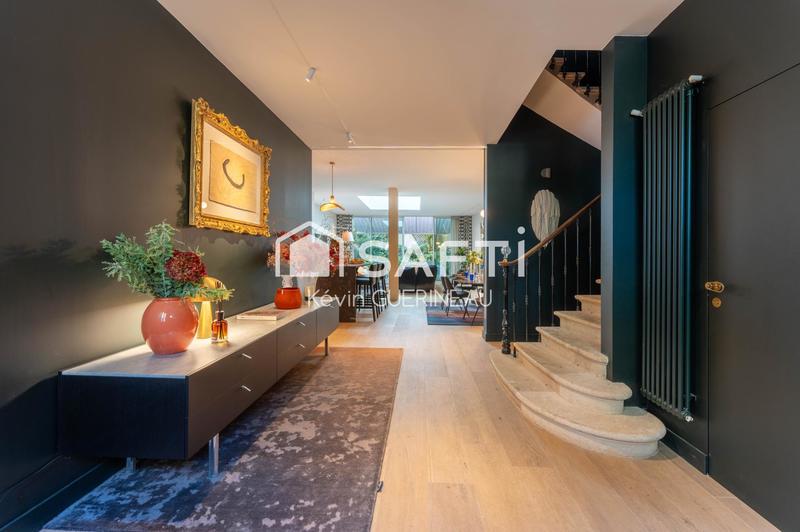 Villa - 210 m² - 6 pièces