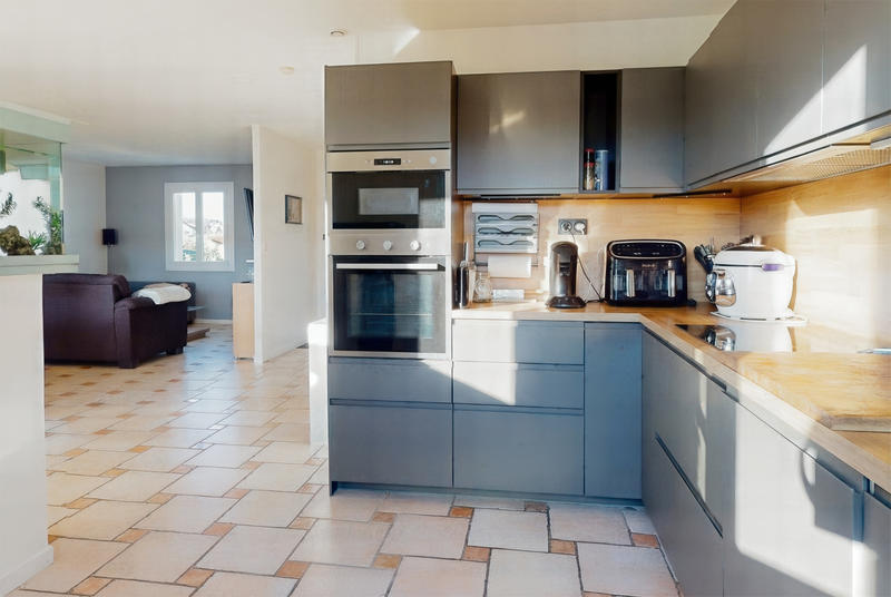 Maison - 100 m² - 4 pièces