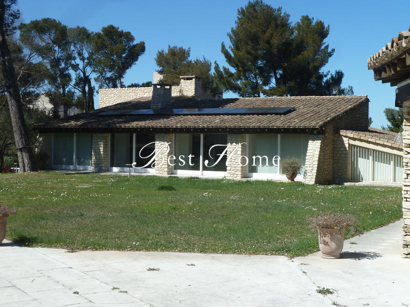 Propriété - 380 m² - 7 pièces