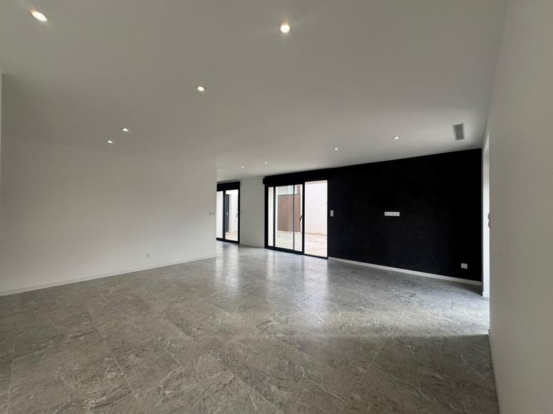 Maison - 170 m² - 7 pièces