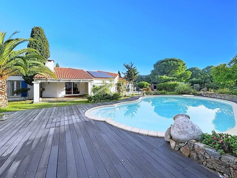 Villa - 183 m² - 5 pièces