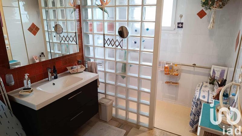 Maison - 166 m² - 8 pièces