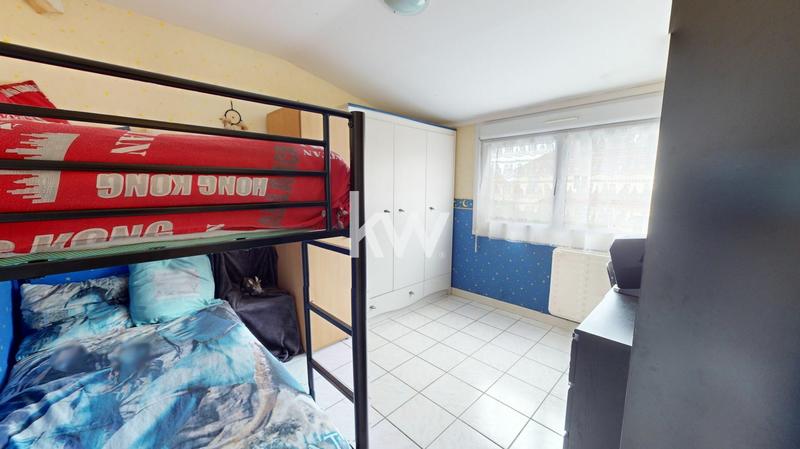 Maison - 120 m² - 8 pièces