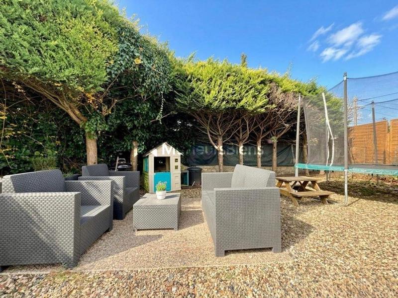 Maison - 88 m² - 4 pièces