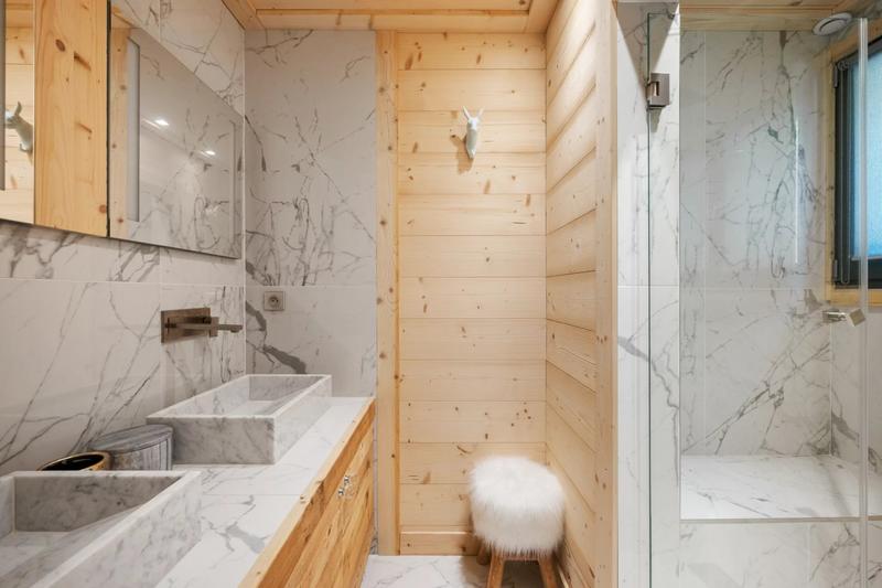 Villa - 390 m² - 9 pièces