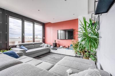 Appartement - 100 m² - 4 pièces