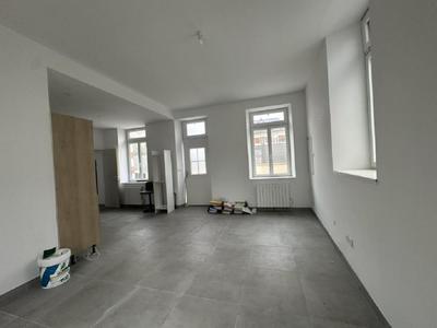 Maison - 87 m² - 5 pièces