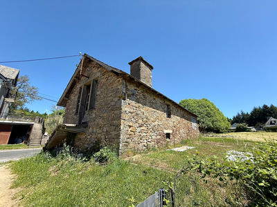 Maison - 80 m² - 5 pièces