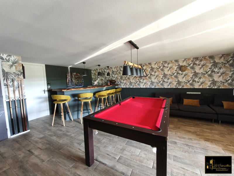 Maison contemporaine - 216 m² - 8 pièces