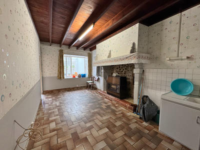 Maison - 90 m² - 4 pièces