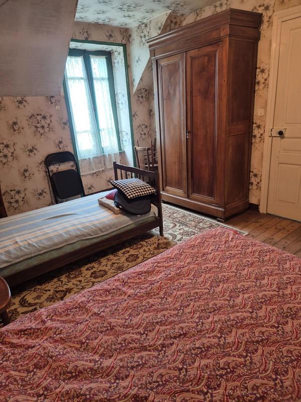 Maison - 92 m² - 5 pièces