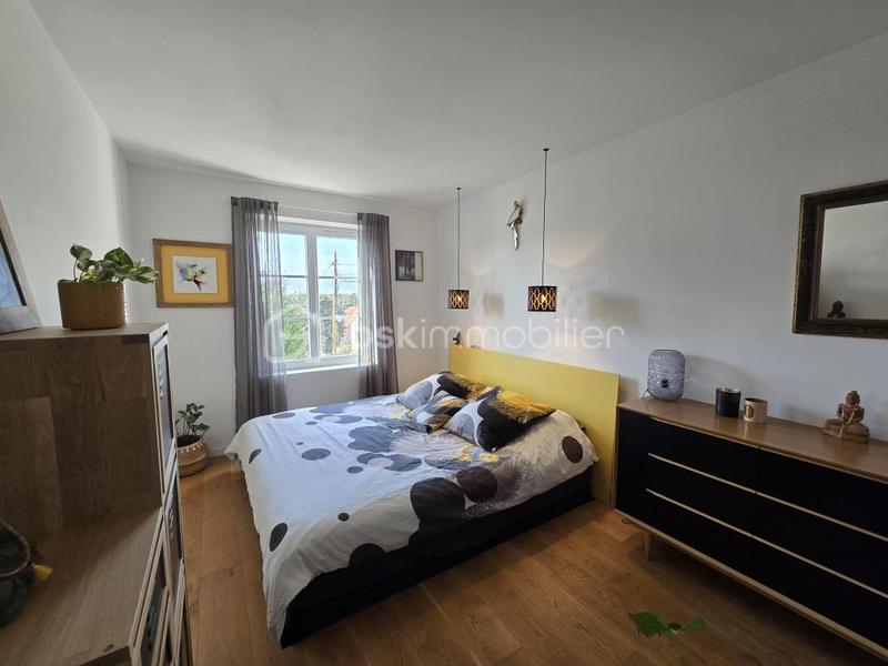 Maison - 135 m² - 6 pièces