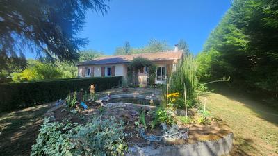 Maison - 98 m² - 5 pièces