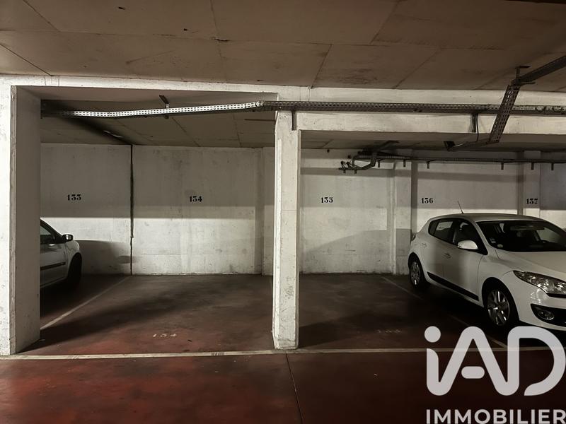 Parking - 172 m²