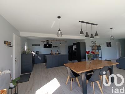 Maison - 141 m² - 6 pièces