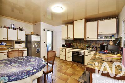 Maison de maîtres - 195 m² - 8 pièces