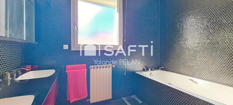 Maison - 155 m² - 6 pièces