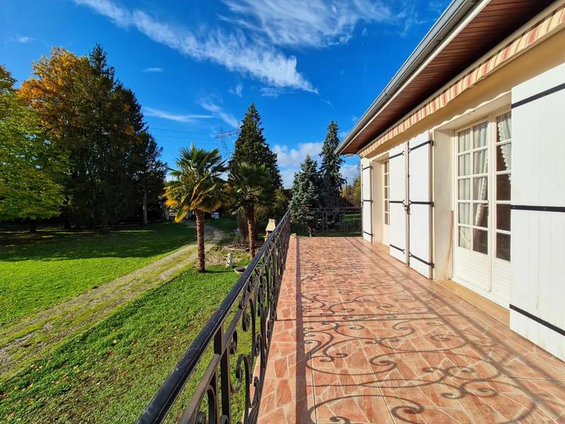 Maison - 140 m² - 6 pièces