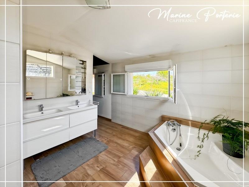 Maison en pierre - 251 m² - 7 pièces