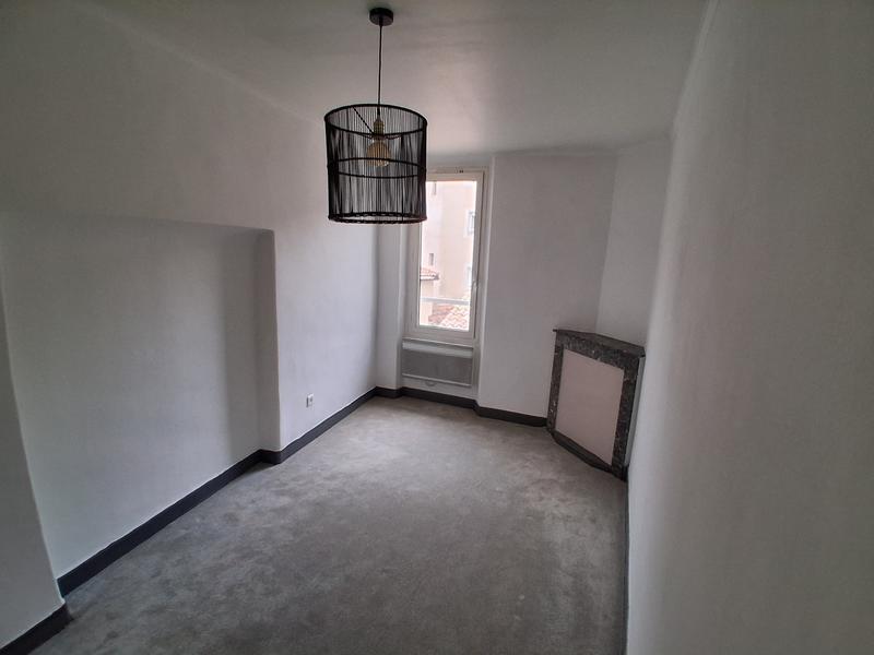 Appartement - 93 m² - 4 pièces