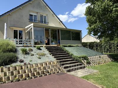 Maison - 168 m² - 6 pièces