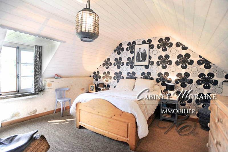 Demeure - 136 m² - 6 pièces