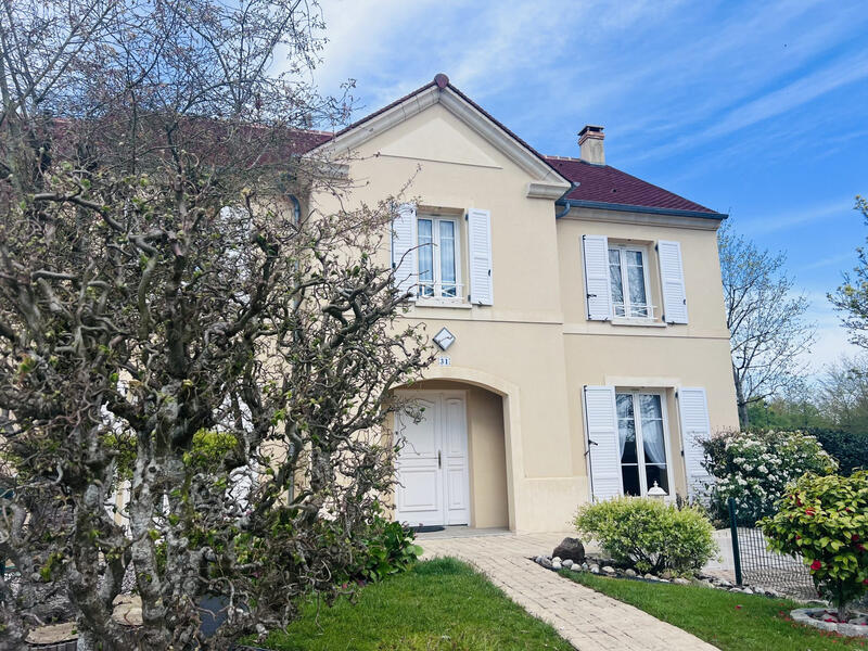 Maison - 197 m² - 8 pièces
