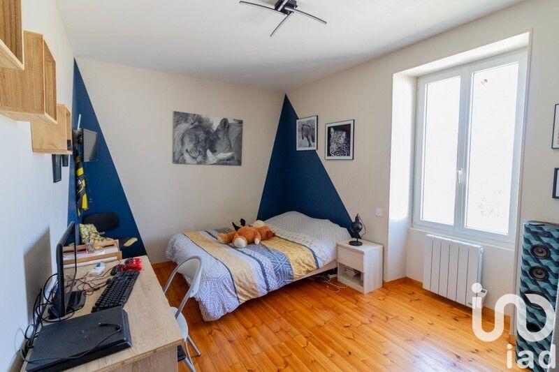 Maison - 170 m² - 8 pièces