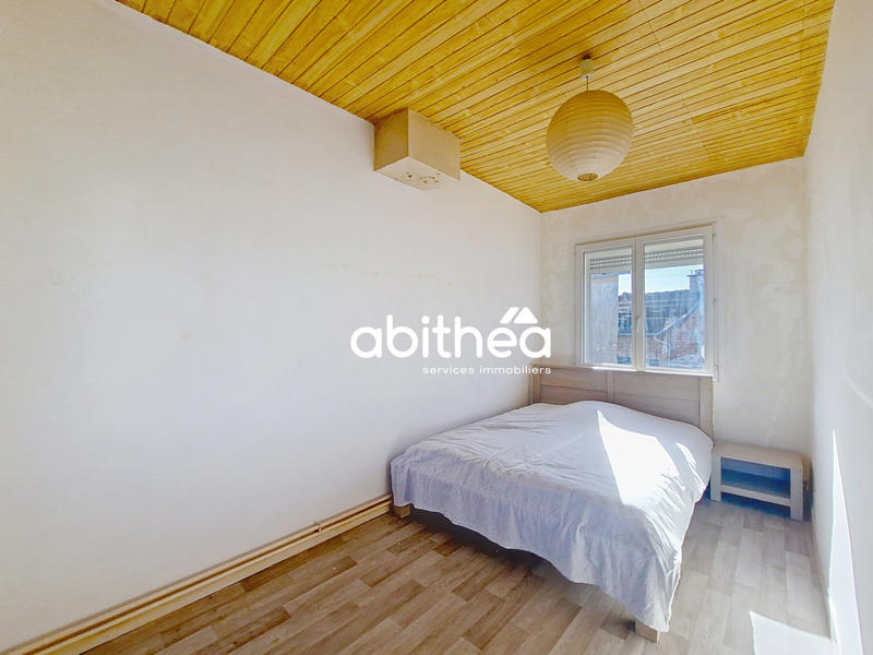 Maison - 102 m² - 4 pièces