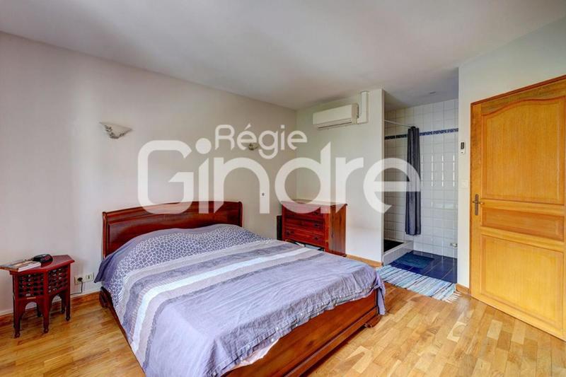 Maison - 196 m² - 6 pièces