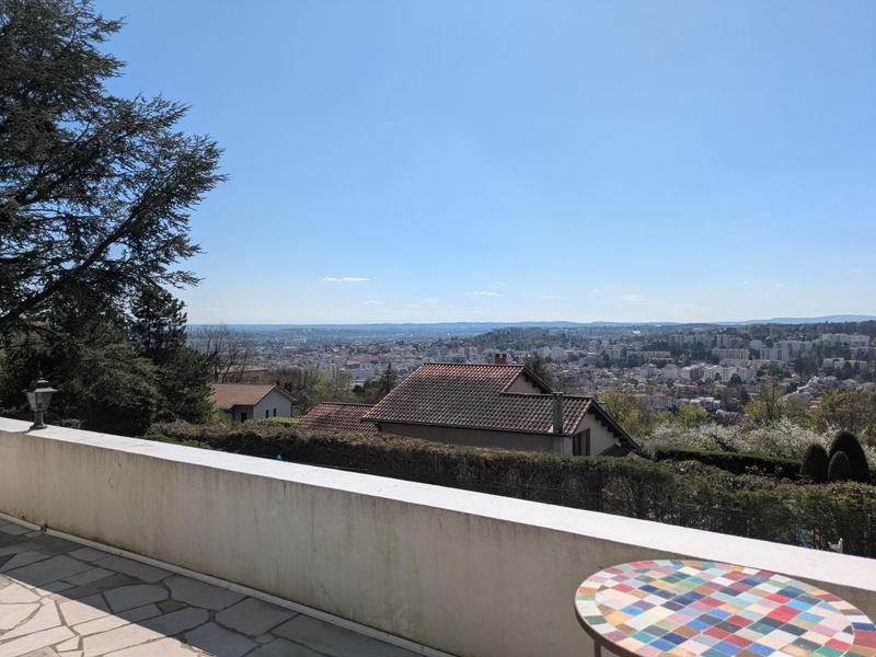 Maison - 343 m² - 7 pièces