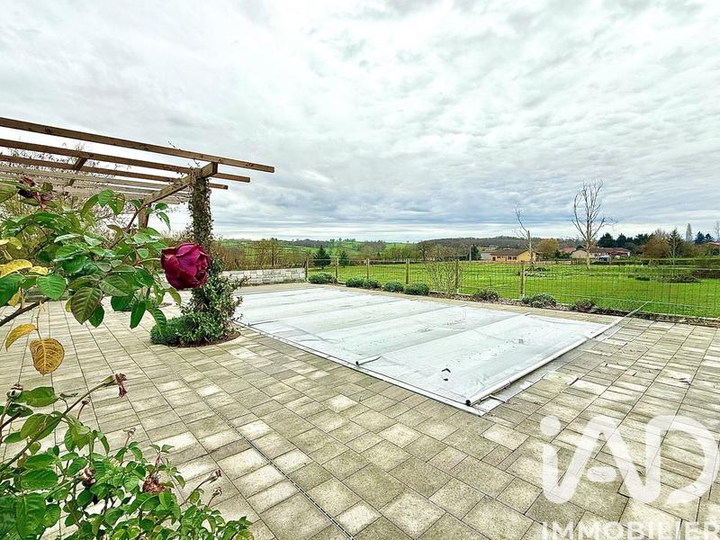 Maison - 170 m² - 8 pièces