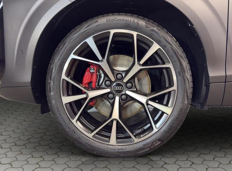 Audi Q3 Sportback s-Line 272 Hybride Rechargeable / Toit Ouvrant Attache Remorque Camera 360° Affichage Tete Haute Pack Audio Sonos