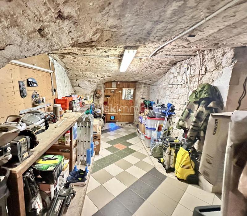 Maison en pierre - 90 m² - 4 pièces