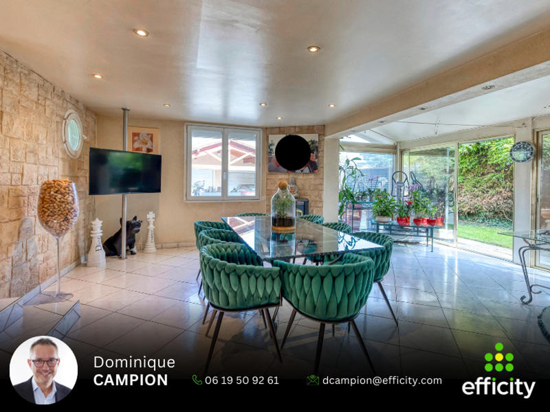 Maison - 197 m² - 7 pièces