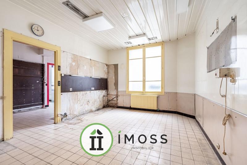 Bureau - 131 m² - 5 pièces