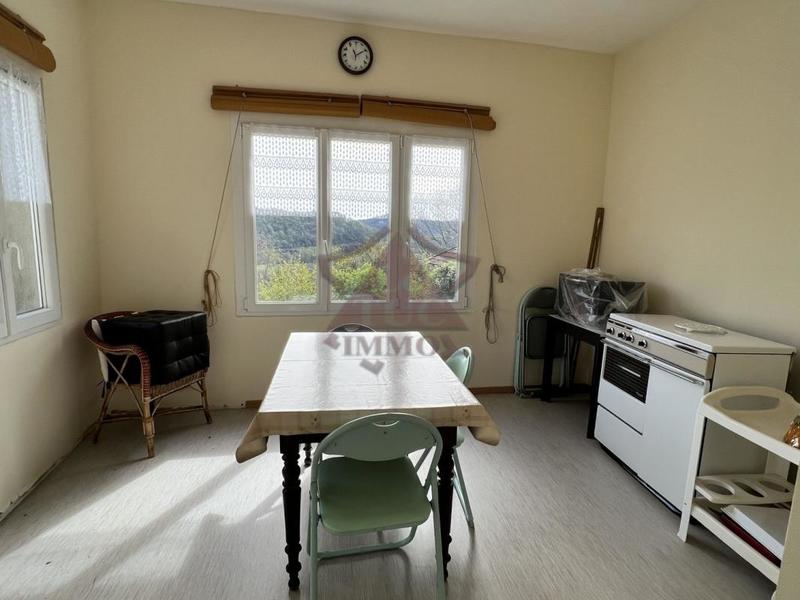 Maison en pierre - 115 m² - 6 pièces